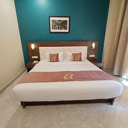 Astra Hotels & Suites Whitefield Near To Nallurahalli Metro Station And Ktpo Bangalore Bagian luar foto